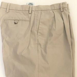 Dockers Men’s Pants - Size 33x32 - Classic Fit